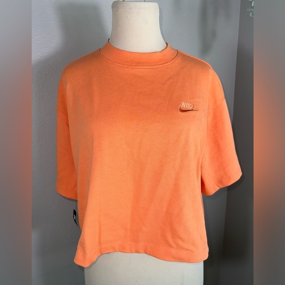 Nike Orange Cropped Short Sleeve Sweatshirt